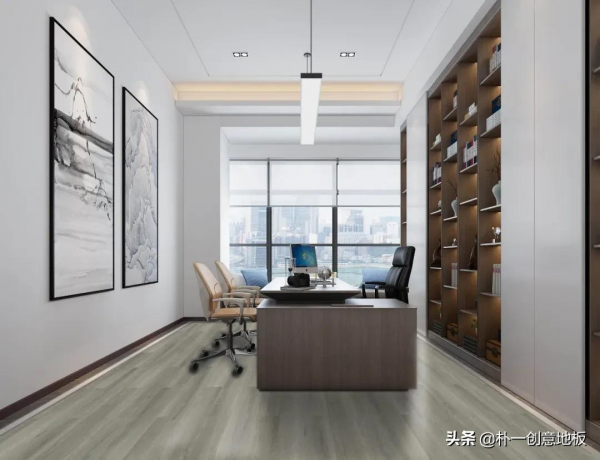 全屋鋪上木紋的石塑地板,別提有多愜意了 全屋鋪上木紋的石塑地板,別提有多愜意了