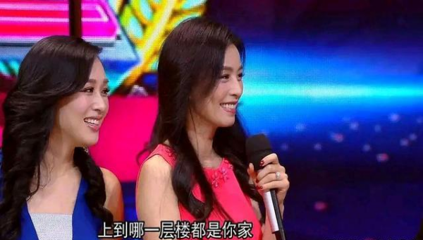 一把椅子價值360萬，出遊坐私人飛機，明星們的奢靡生活超乎想象