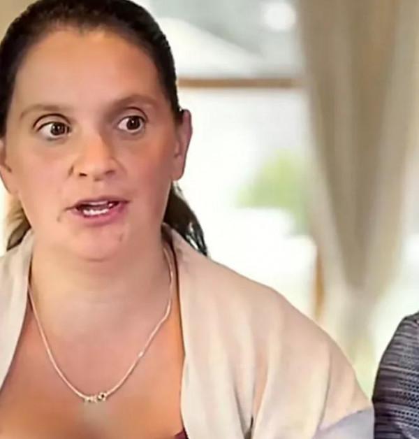 英國女子45歲生娃21個，懷孕就生下來，家裡像幼兒園