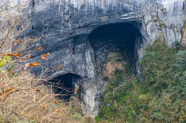&OpenCurlyDoubleQuote;湖北西大門&rdquo;有多神秘？北緯30度的原始森林中，相傳有巴神洞