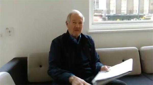 69歲英國富豪娶中國外賣員，連生三娃，多年專追中國女性