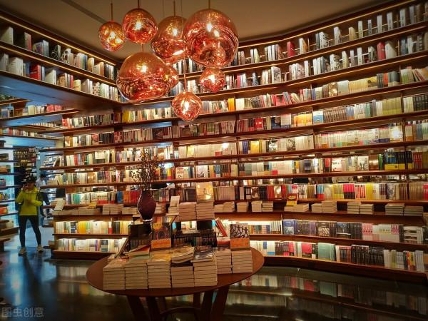 巴黎女子二戰中離開未婚夫，幾十年後遇到美國喪母女孩：愛的奇蹟