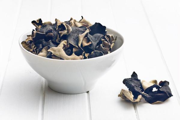 紅糖與哪些食材搭配有養生效果?紅糖配這5種食材,驅寒暖胃 紅糖與哪些食材搭配有養生效果?紅糖配這5種食材,驅寒暖胃