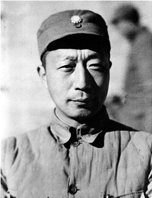 1941年總部來了三個戰士,說出領導名字後,聶榮臻直接拿下,為何 1941年總部來了三個戰士,說出領導名字後,聶榮臻直接拿下,為何