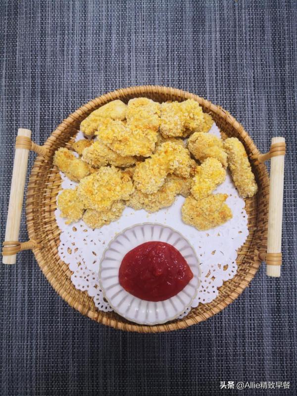 雞胸肉再出新美食，用自制麵包糠做無油版雞米花，外酥裡嫩，真香