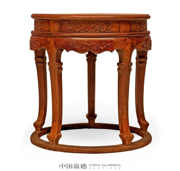 中國嘉德2021秋拍明清傢俱專場 黃花梨圓香幾2070萬奪魁 中國嘉德2021秋拍明清傢俱專場 黃花梨圓香幾2070萬奪魁