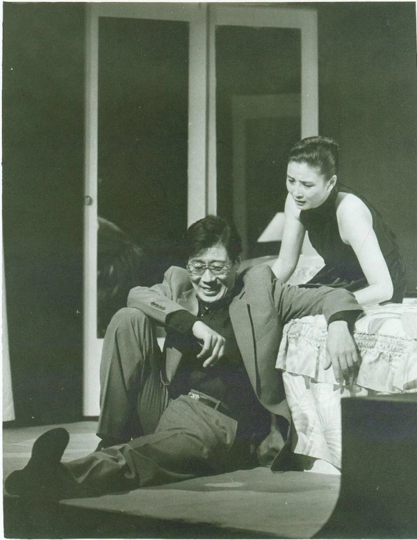 是“莎劇王子”，也是“最經典康熙”，焦晃60年深耕戲劇舞臺拿下“終身成就”