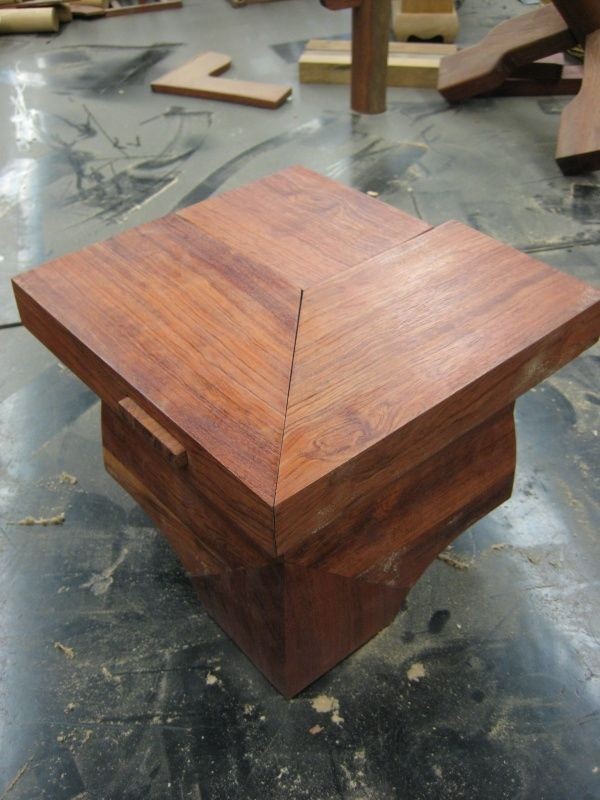 木材成為首飾並不輸於寶石，凝結非凡智慧結晶，也能化腐朽為神奇