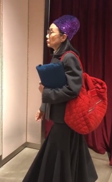汪明荃滿臉褶皺很真實,74歲沒有打針接受自然衰老,一點不裝 汪明荃滿臉褶皺很真實,74歲沒有打針接受自然衰老,一點不裝