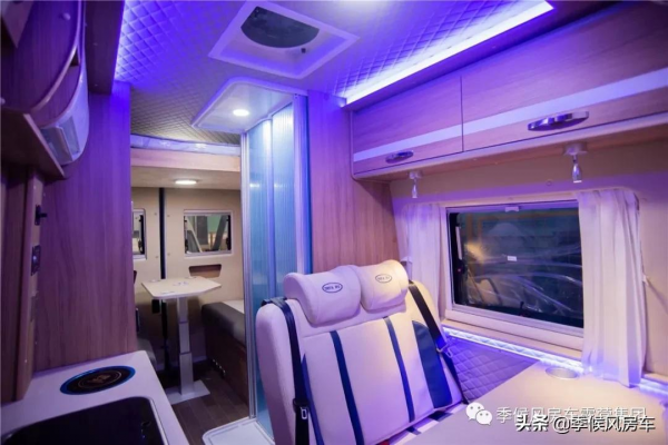 大通V90B型 | 商務輕奢 VS 電動吊床，就拼硬實力