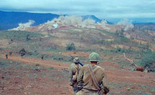 奠邊府大捷：數萬菜鳥實力爆棚，全殲1.6萬法軍？原來靠中國指揮