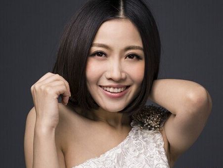 這幾個明星都在年輕的時候離開了我們,太可惜了 這幾個明星都在年輕的時候離開了我們,太可惜了