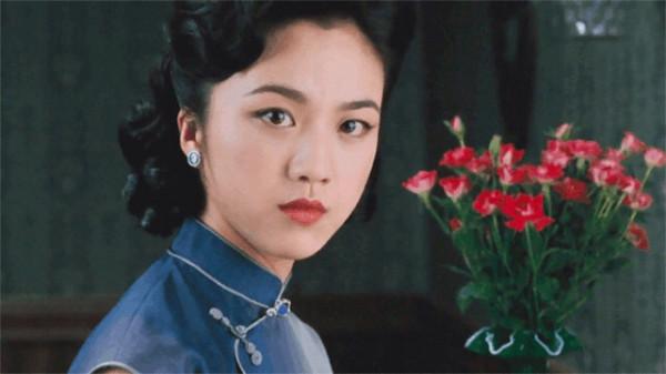 楊冪臉型像芒果,高圓圓法令紋突兀,越美豔越不適合民國造型? 楊冪臉型像芒果,高圓圓法令紋突兀,越美豔越不適合民國造型?