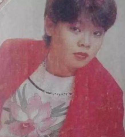 1999年，《說唱臉譜》謝津從23樓跳下，是備受打擊還是另有隱情？