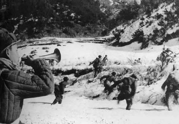 中國志願軍單挑17國，打到美國上下集體沉默，令日本都充滿敬佩