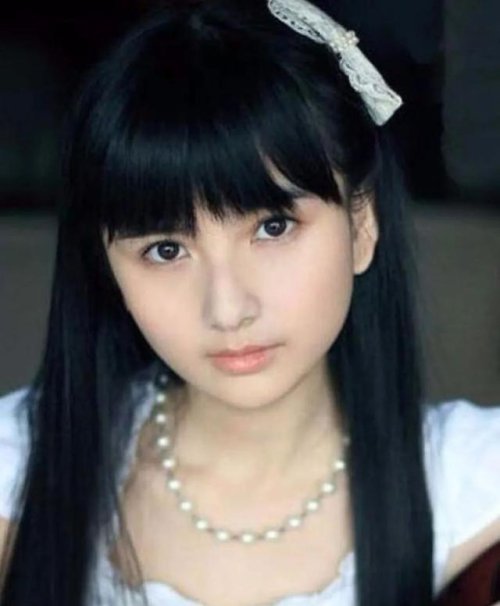 美女漫畫家夏達,38歲仍擁有不老童顏,讓熟悉她的畫家感到羨慕 美女漫畫家夏達,38歲仍擁有不老童顏,讓熟悉她的畫家感到羨慕