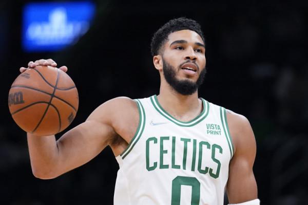 NBA21-22賽季前11-20球員:保羅·喬治上榜,傑森·塔圖姆領銜 NBA21-22賽季前11-20球員:保羅·喬治上榜,傑森·塔圖姆領銜