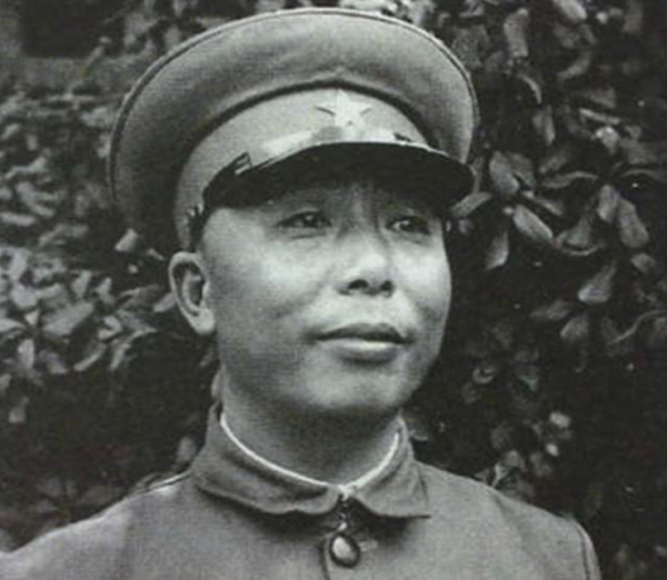 粟裕逝世，宋時輪前來弔唁，為何感慨：感激粟裕同志三次力保我？