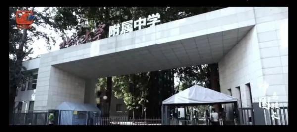 “白髮校長”火了:孩子想要成人成才,除了成績,還要有這些能力 “白髮校長”火了:孩子想要成人成才,除了成績,還要有這些能力