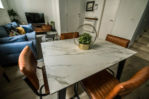 他買下舊廠房，朋友卻沒一個看好，完工逆襲90平復式樓人見人誇