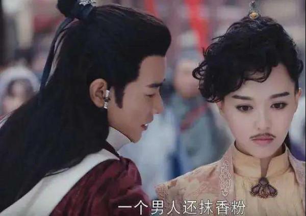 貼個胡茬就能裝男人？這6位女扮男裝才是不糊弄，英俊又有男人味