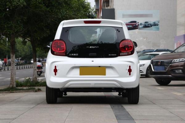 不到5萬起，3門4座雙氣囊，榮威再次推出代步小車，科萊威CLEVER