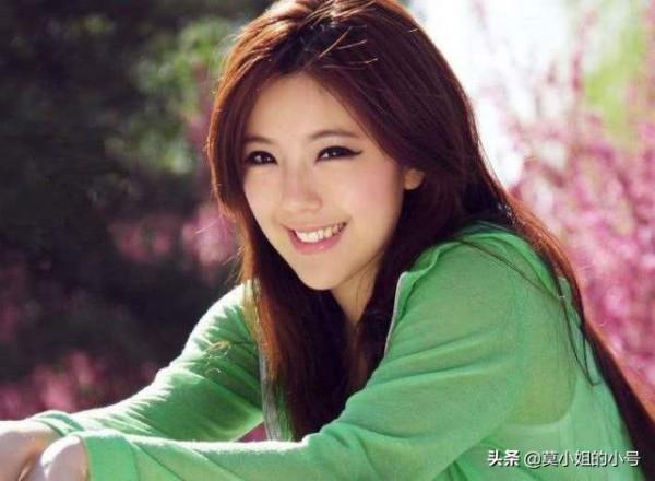 10位過氣女明星現狀：有人做微商被封，有人直播賣慘，有人求劇本