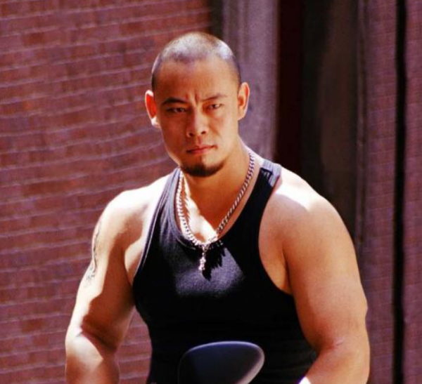 “魯智深”罕曬14歲兒子,身高188時尚帥氣,已簽約公司或將出道 “魯智深”罕曬14歲兒子,身高188時尚帥氣,已簽約公司或將出道