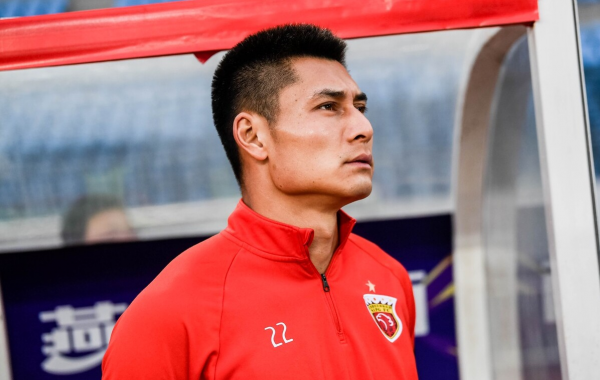 顏駿凌在上港狀態低迷，未來或加速重量級新援上位，將鎖定主力