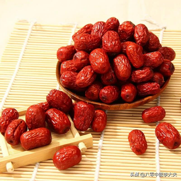 手腳冰涼，生凍瘡，怕風怕冷，渾身竄著疼？7味中藥幫你解除痛苦