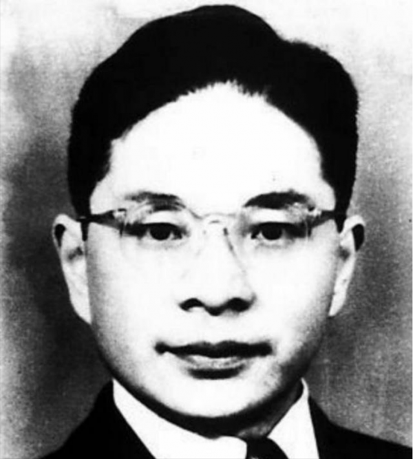 國軍少將之子成為紅色特工,暴露後毛主席力保,弱點:睡覺說夢話 國軍少將之子成為紅色特工,暴露後毛主席力保,弱點:睡覺說夢話