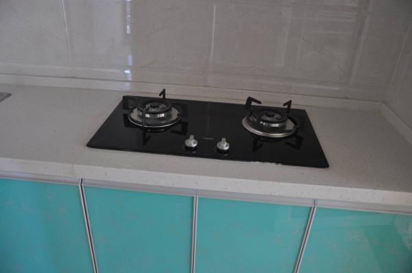 90後夫妻的婚房，遭網友吐槽，男屋主：我自己看了都上火