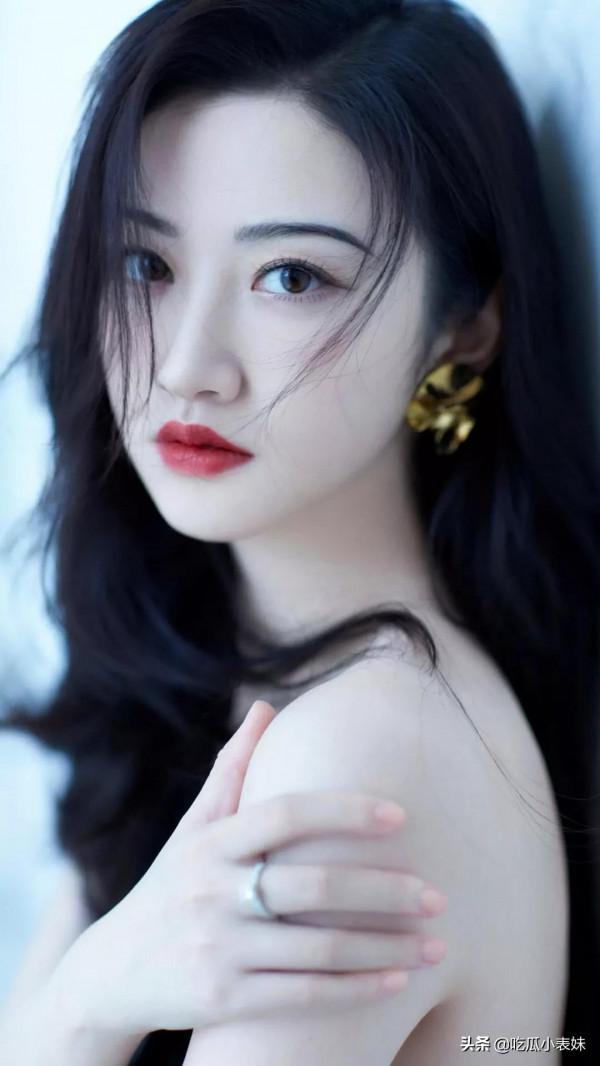 景甜,面板白皙,讓你心動 景甜,面板白皙,讓你心動