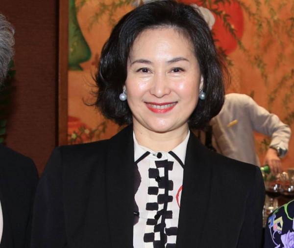 不惜得罪賭王也要與何超瓊離婚?許晉亨娶李嘉欣背後的真相 不惜得罪賭王也要與何超瓊離婚?許晉亨娶李嘉欣背後的真相