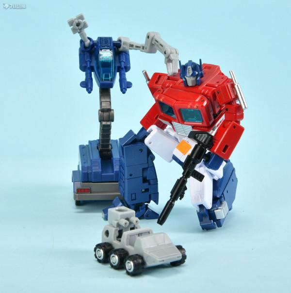 78官測：變形金剛第三方 小比例 NEWAGE 擎天柱