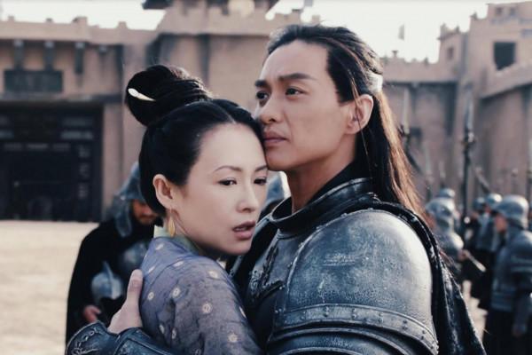 滿臉褶子、眼神猥瑣，明明都這麼老了，就別硬尬“少年感”了