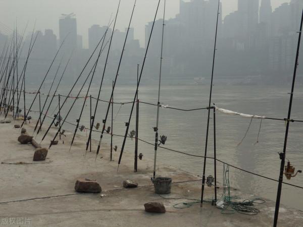 新釣魚規定下!還能路亞垂釣麼?注意魚鉤數量才是王道 新釣魚規定下!還能路亞垂釣麼?注意魚鉤數量才是王道