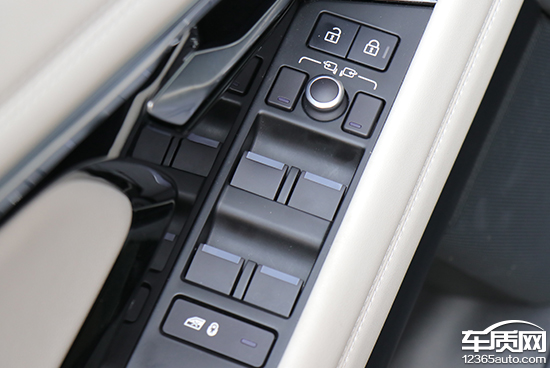 2021款路虎攬勝極光L日常實用性測試報告