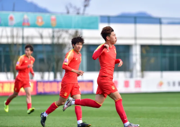 中乙:U20國家隊完成今年全部比賽,陝西俑士超越不幸降級 中乙:U20國家隊完成今年全部比賽,陝西俑士超越不幸降級