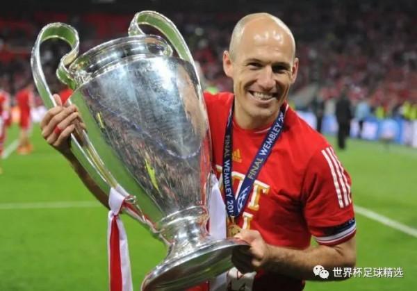 經典球員回顧：荷蘭小飛俠羅本退役，結束風火生涯