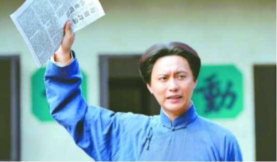 小木匠智救毛主席，主席為感謝送出5份禮物，並交給他一個任務