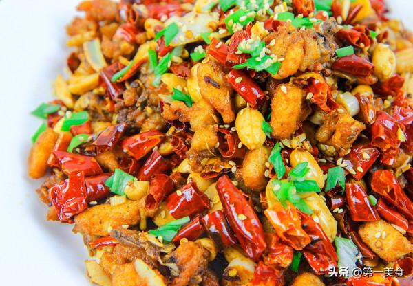 飯店的辣子雞為啥好吃，學會這個醃製是關鍵，金黃焦酥，香辣可口