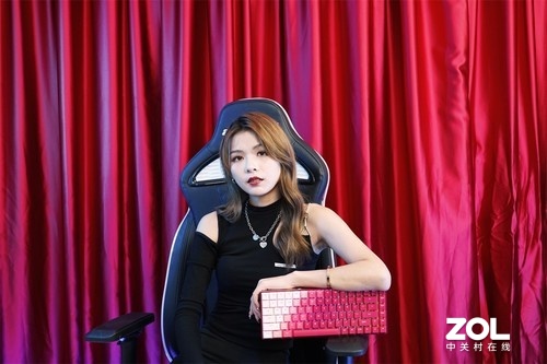 年度最紅的鍵盤 達爾優A84鍵盤圖賞 年度最紅的鍵盤 達爾優A84鍵盤圖賞