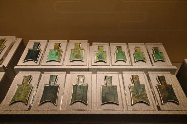 錢錢錢錢錢!北京這兒全是錢 錢錢錢錢錢!北京這兒全是錢