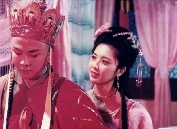 楊春霞：曾飾演86版《西遊記》中的&OpenCurlyDoubleQuote;白骨精&rdquo;