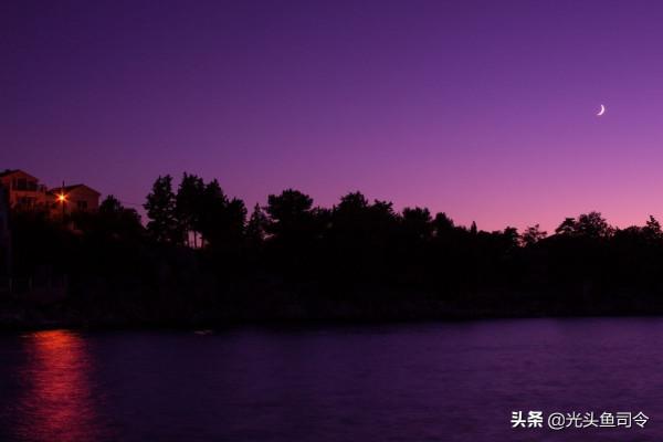 夜釣中碰到的&OpenCurlyDoubleQuote;鬼火&rdquo;，它能跟著人移動，這到底是什麼？