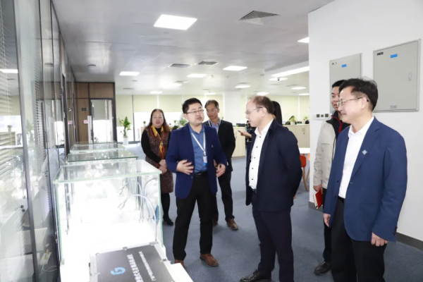 中國工程院院士王雙飛到廣西產研院調研指導