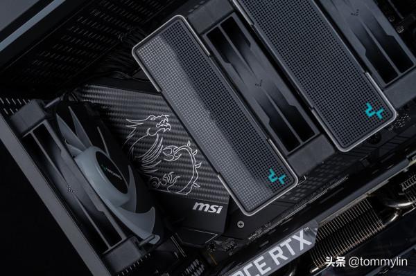 風冷執行者 - Fractal Design Torrent Compact 裝機展示