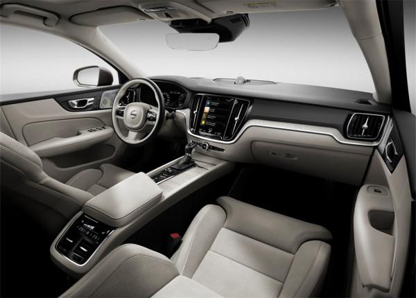 還愁缺芯沒優惠？豪華B級車最高優惠9.75萬元！網友：還是買不起~