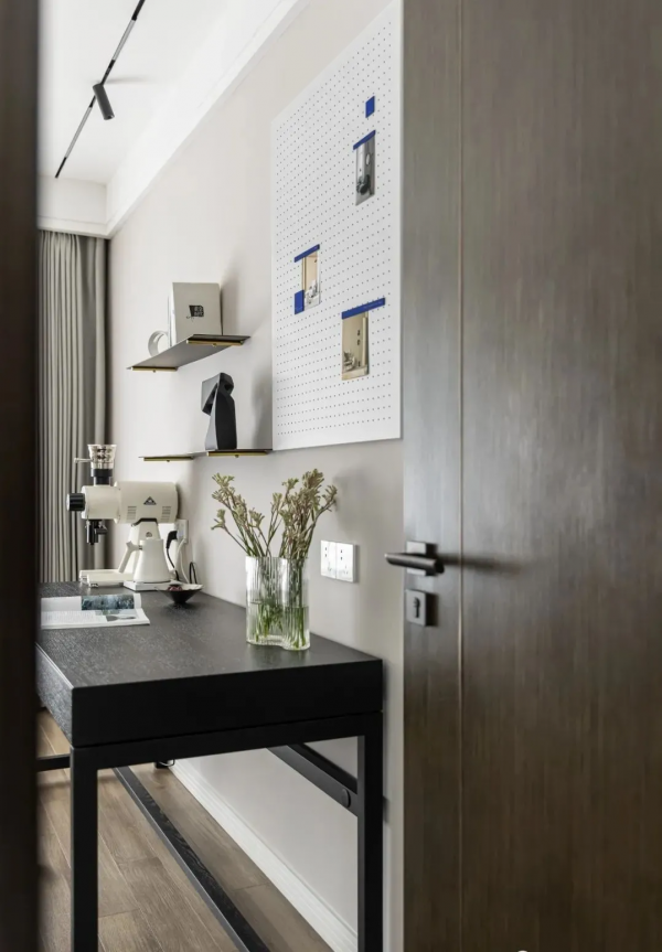 改造90㎡精裝房，客餐廳一體、雙衛生間、衣帽間…拒絕千篇一律